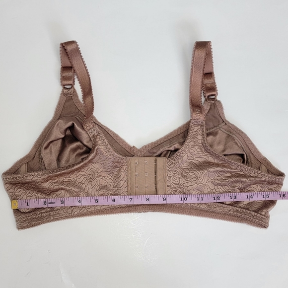 BALI Double Support Spa Closure Wireless Bra / 40C/90. - Picture 2 of 9